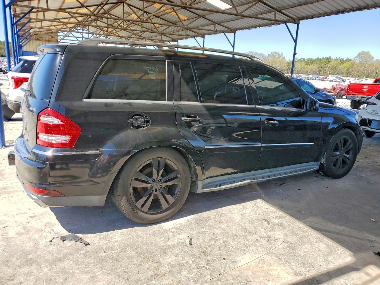 2012 Mercedes-Benz Gl 450 4Matic - Image 3