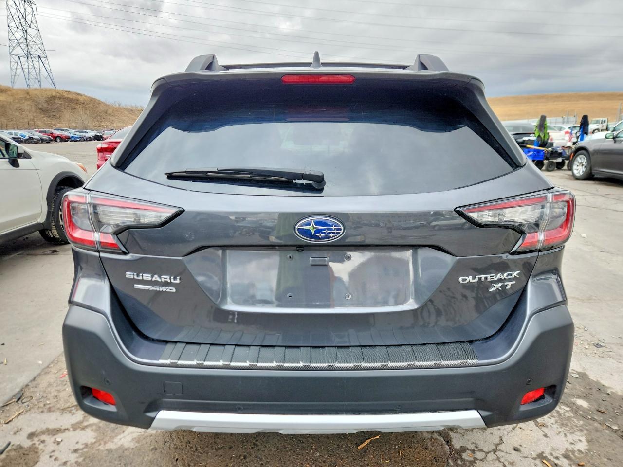 2023 Subaru Outback Limited Xt - Image 6