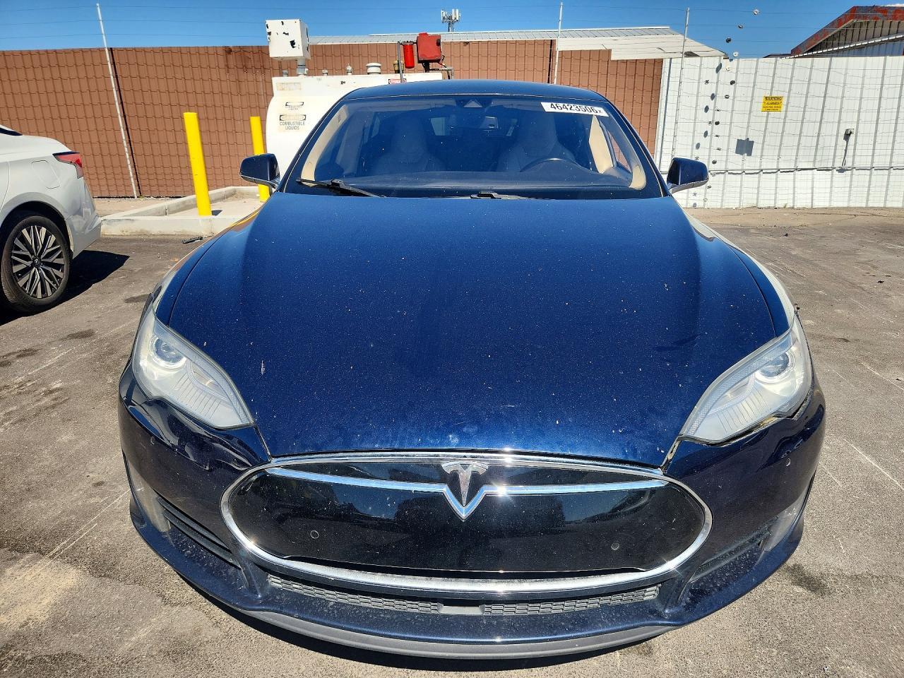 2015 Tesla Model S 60 - Фото 5