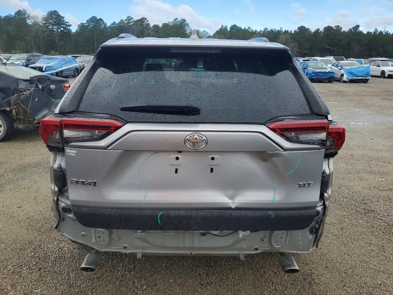 2019 Toyota Rav4 Xle - Image 6