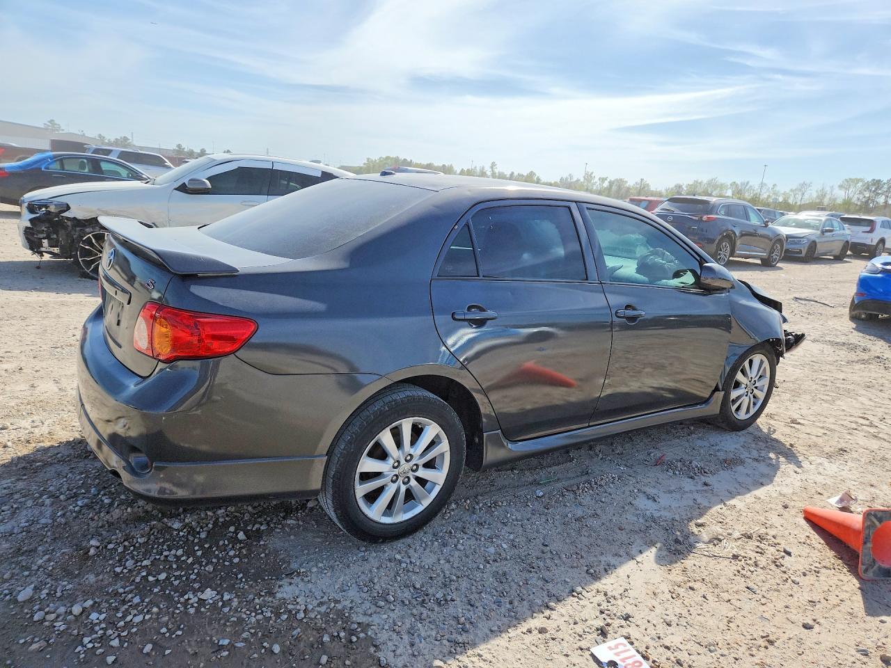 2009 Toyota Corolla S - Фото 3