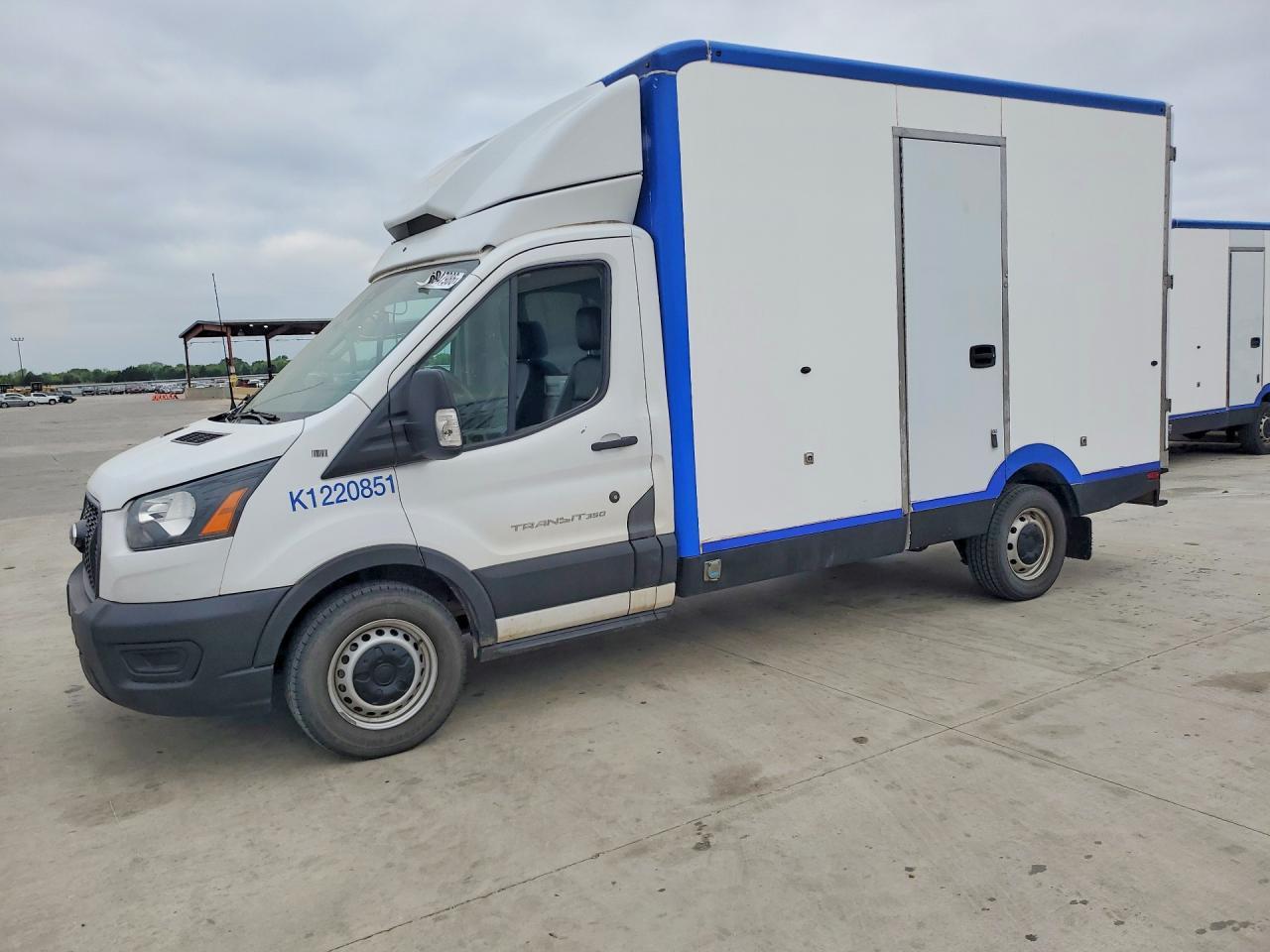 2022 Ford Transit Delivery Truck