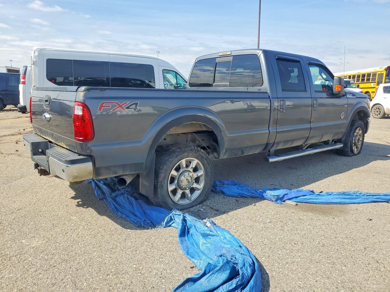2015 Ford F350 Lariat Srw 4Wd 6.7L V8 Tdsl Crew - Фото 3