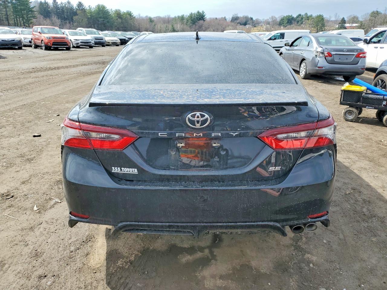 2024 Toyota Camry Se - Фото 6