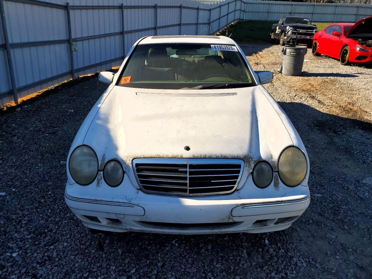 2000 Mercedes-Benz E 320 - Image 5