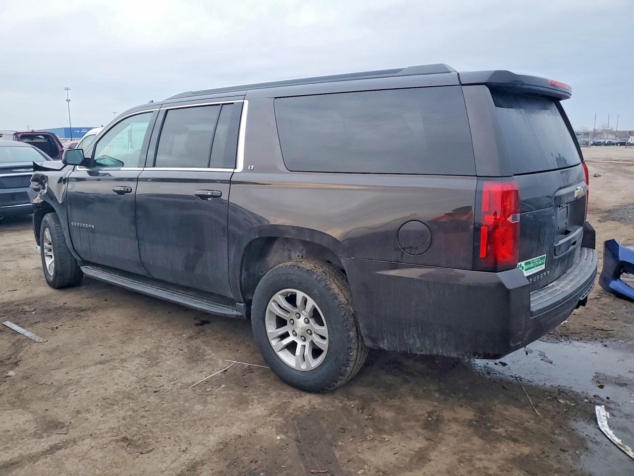 2018 Chevrolet Suburban K1500 Lt - Фото 2