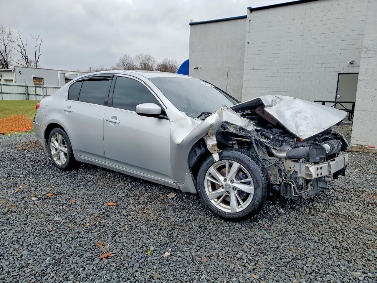 2011 Infiniti G37 Sedan X - Image 4