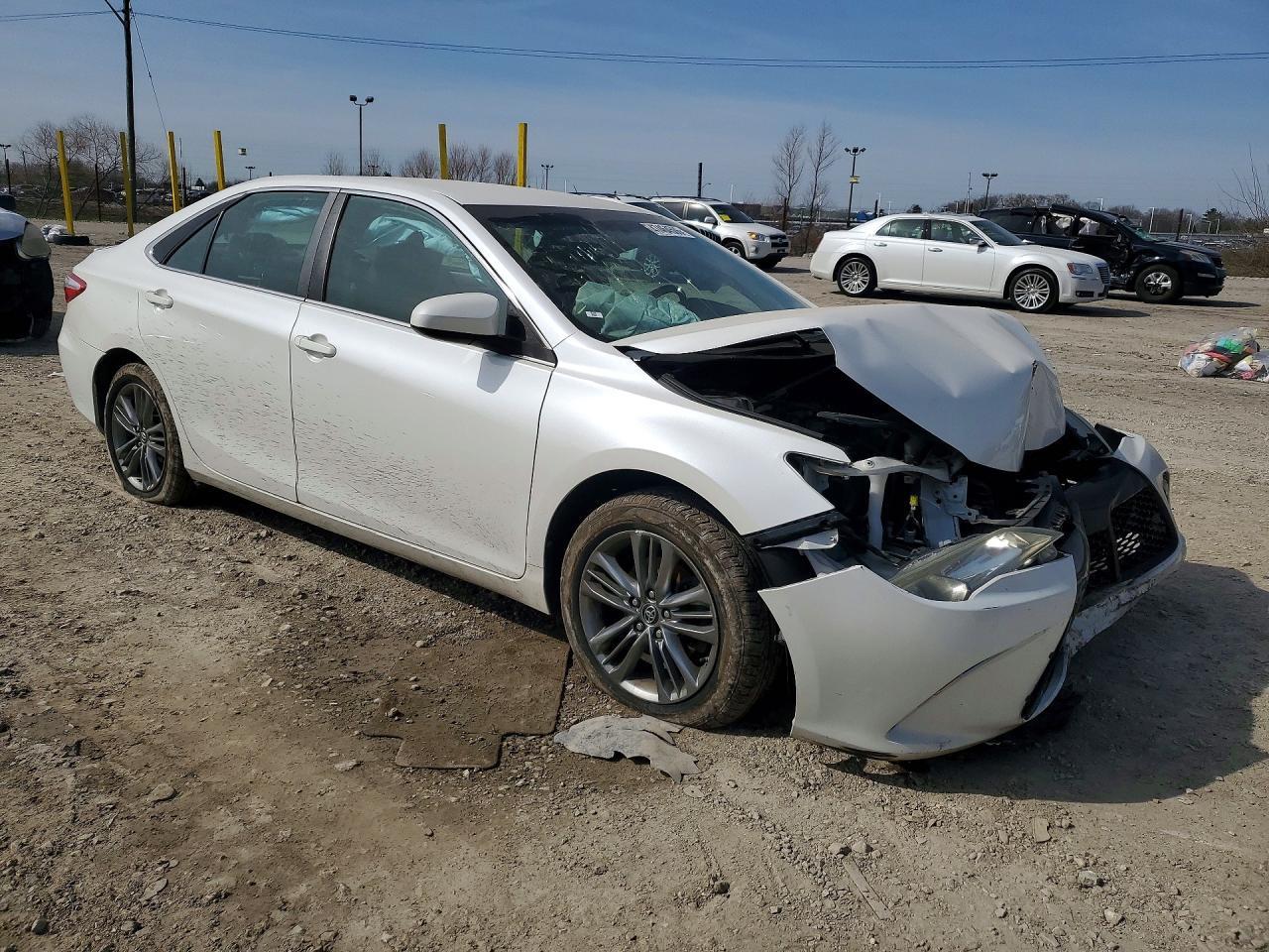 2017 Toyota Camry Se - Image 4