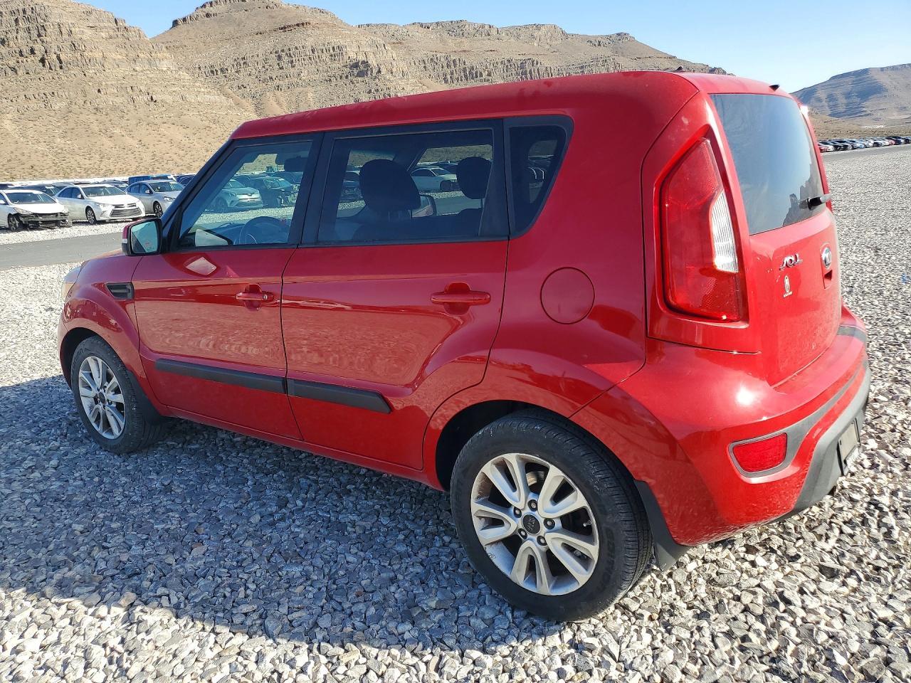 2013 Kia Soul + - Image 2