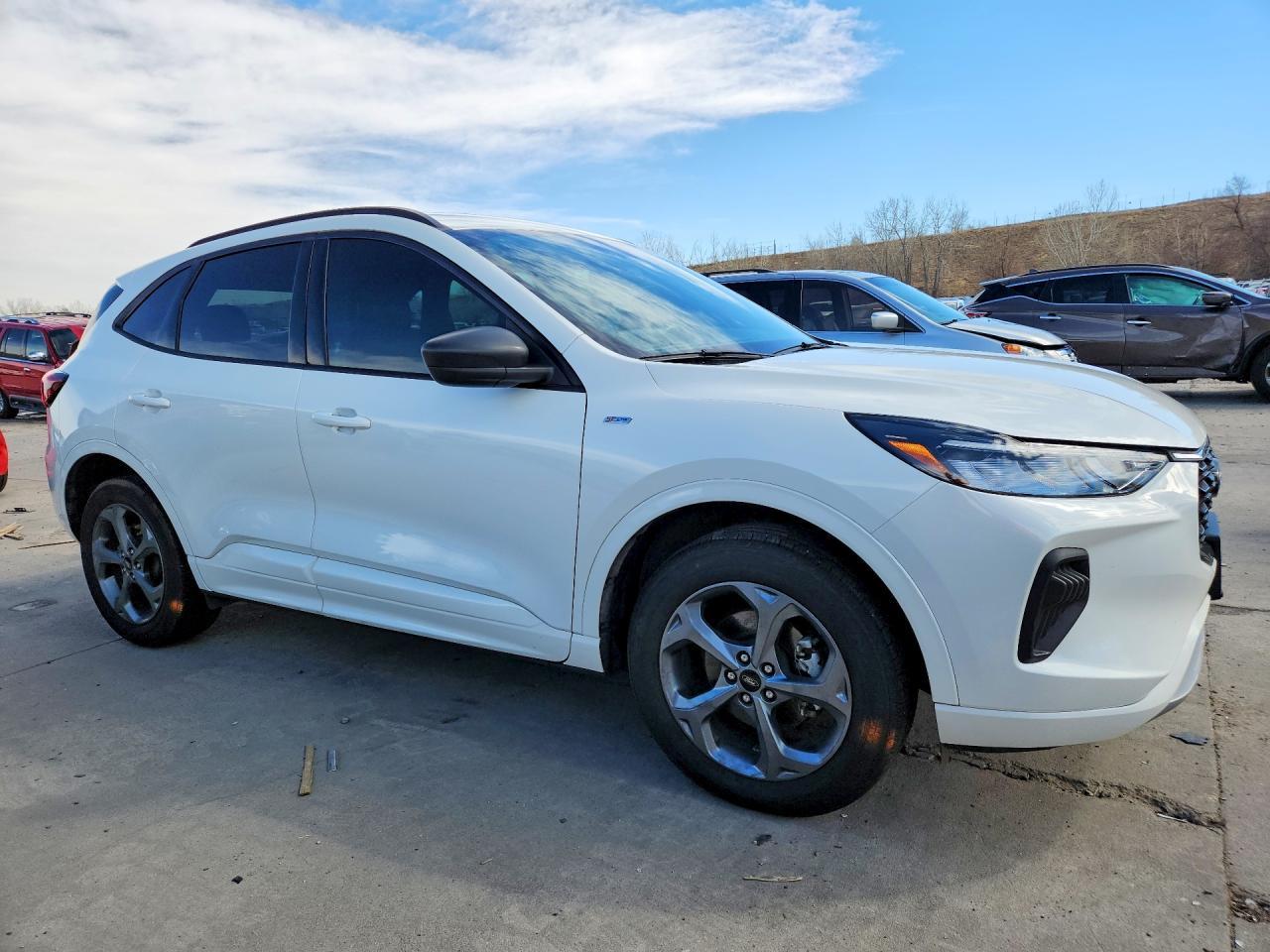 2024 Ford Escape St Line - Image 4