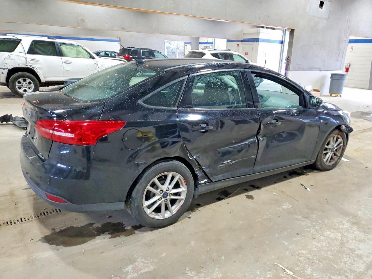2016 Ford Focus Se - Image 3