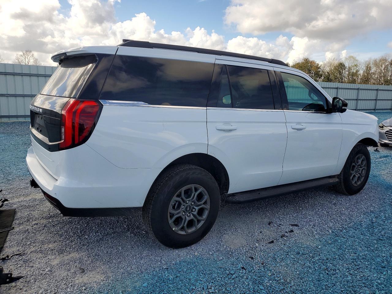 2026 Ford Expedition Active - Фото 3