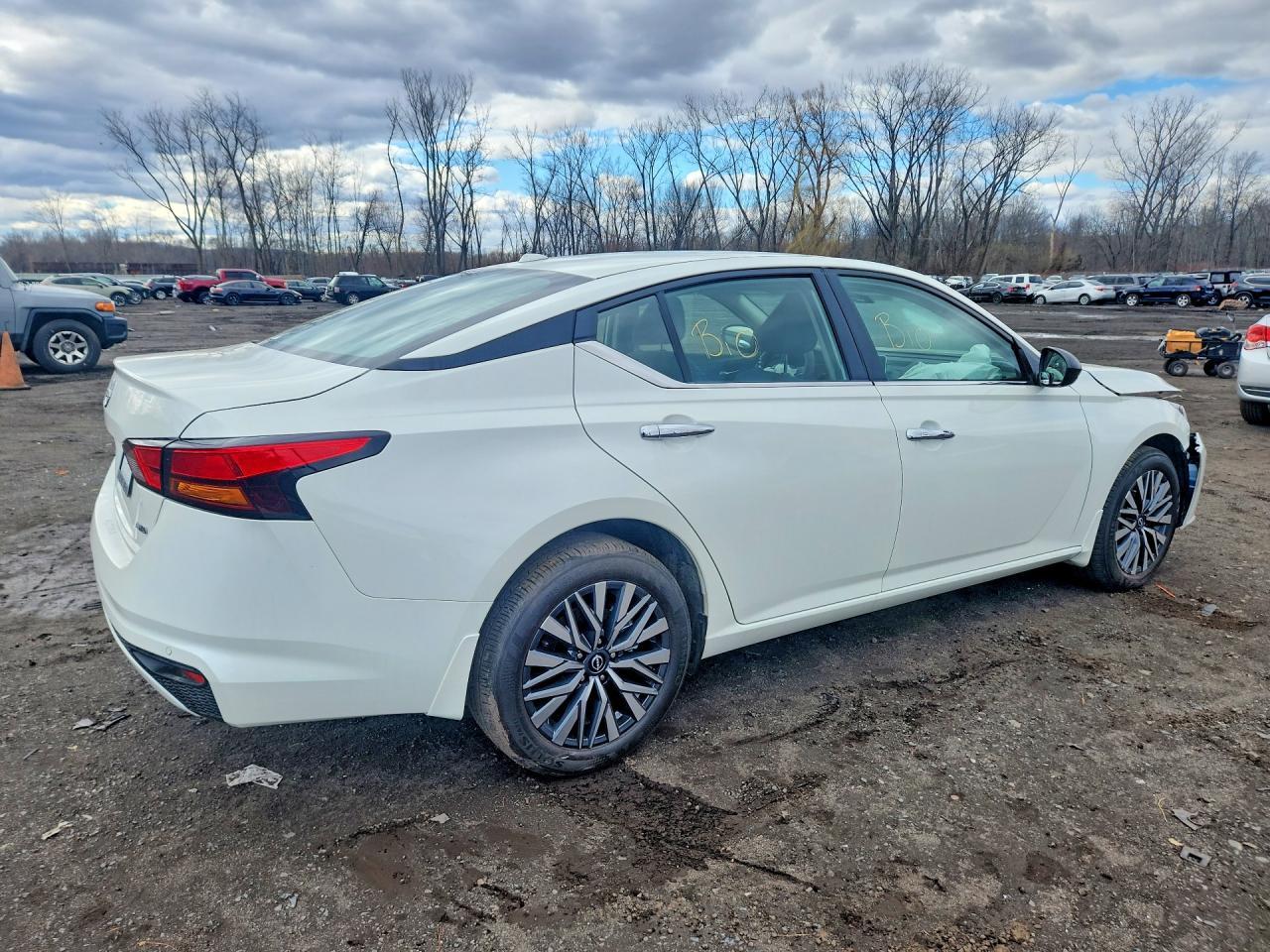2025 Nissan Altima 2.5 Sv - Фото 3
