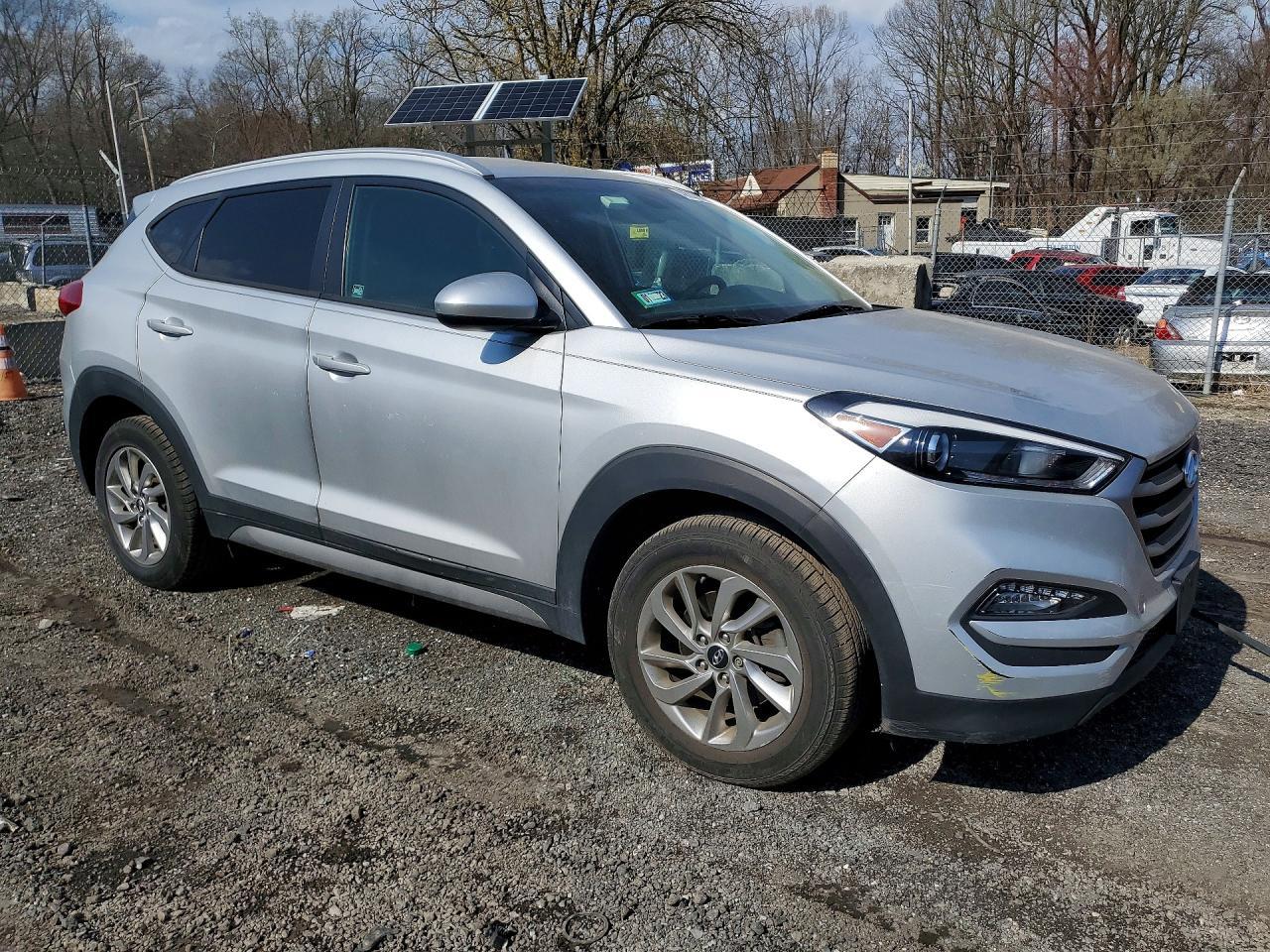 2017 Hyundai Tucson Se - Image 4