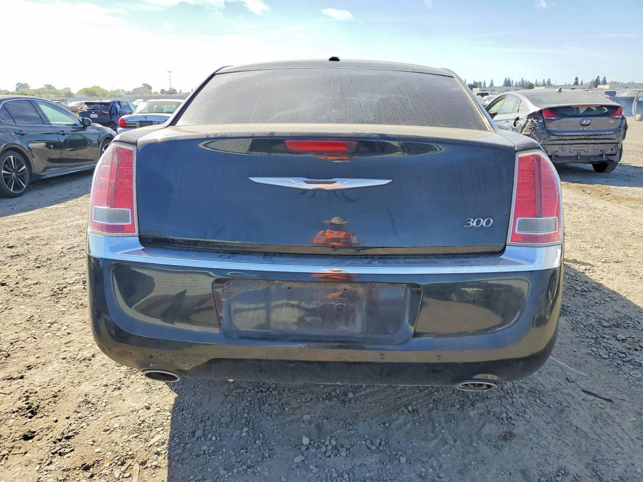 2014 Chrysler 300 - Image 6