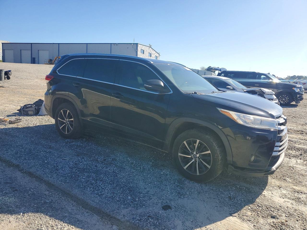 2018 Toyota Highlander Xle - Фото 4