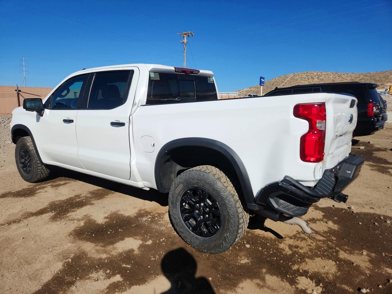 2023 Chevrolet Silverado K1500 Zr2 - Image 2