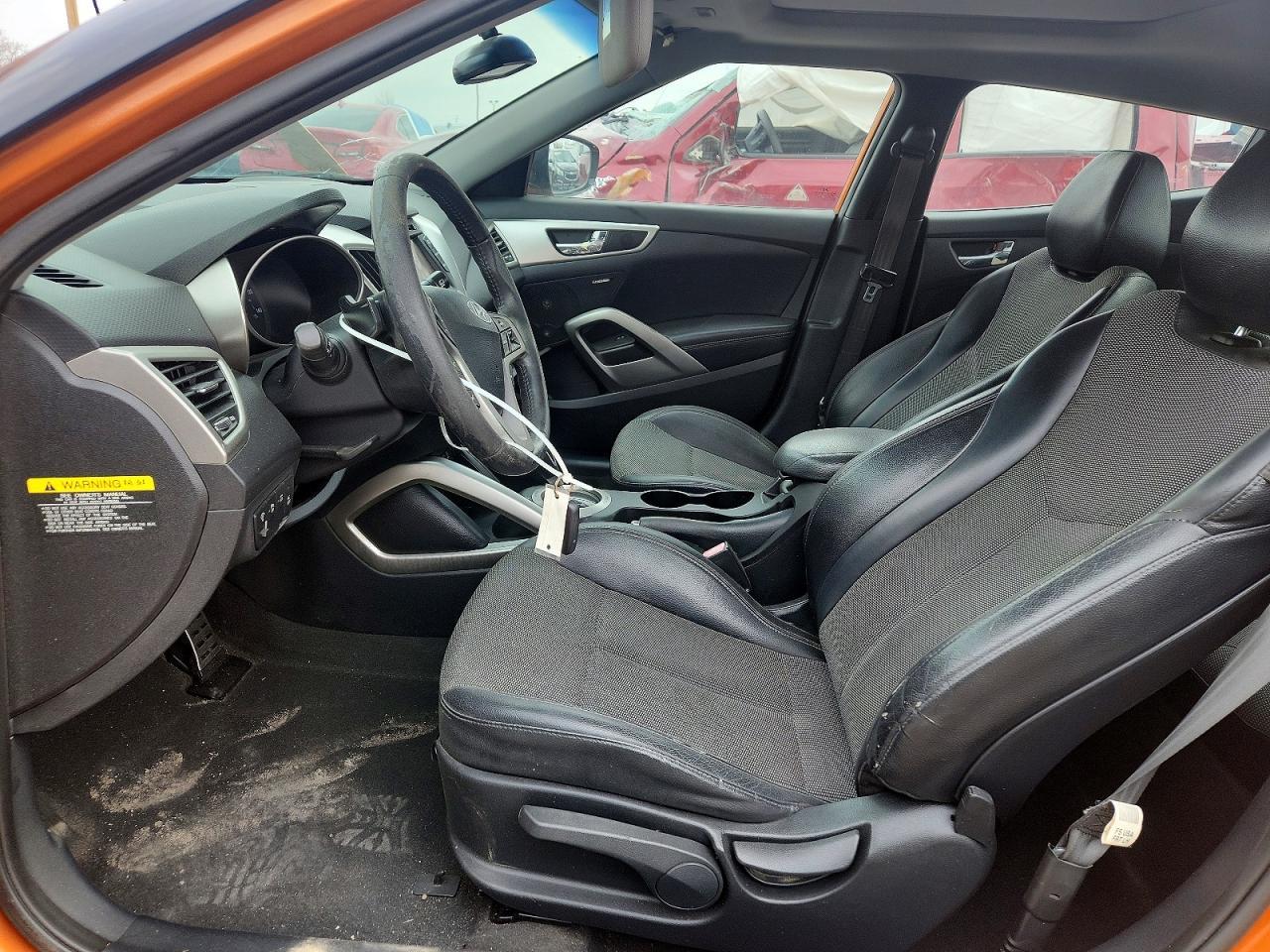 2013 Hyundai Veloster Base - Image 7