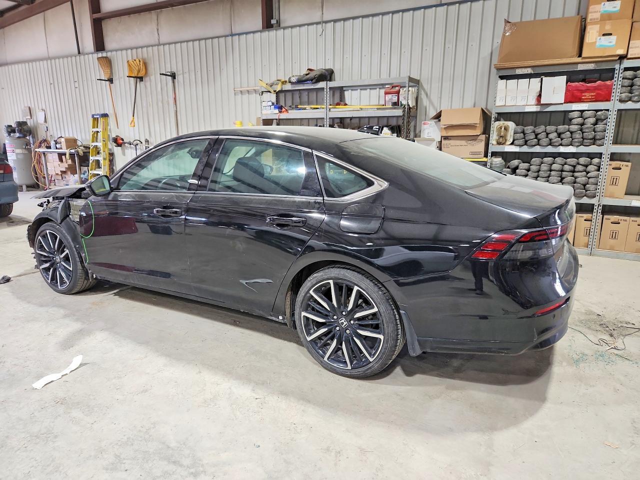 2024 Honda Accord Touring Hybrid - Фото 2