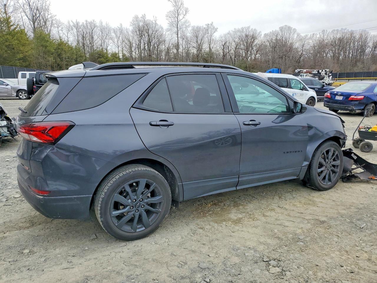 2022 Chevrolet Equinox Rs - Image 3