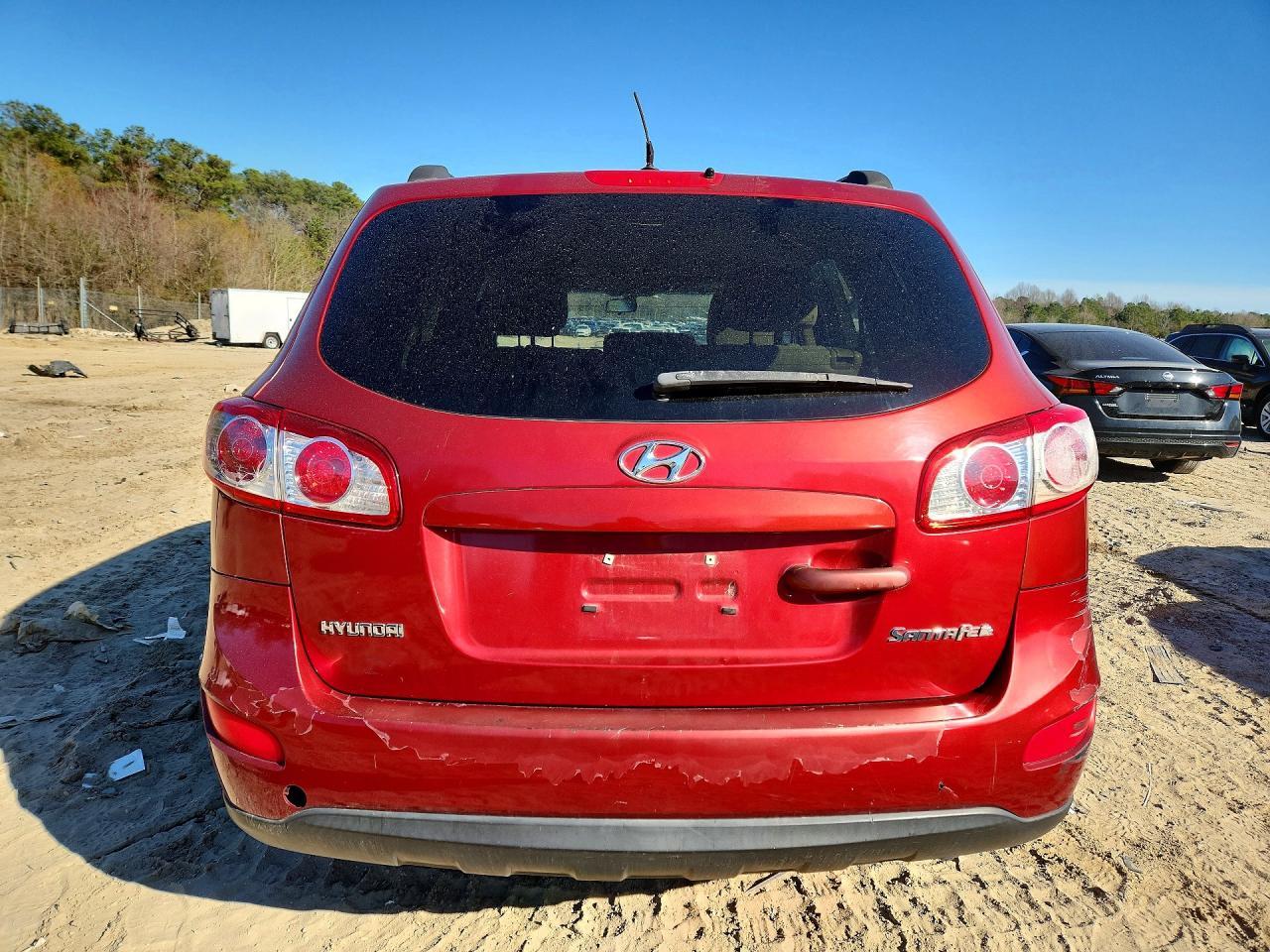 2010 Hyundai Santa Fe - Image 6