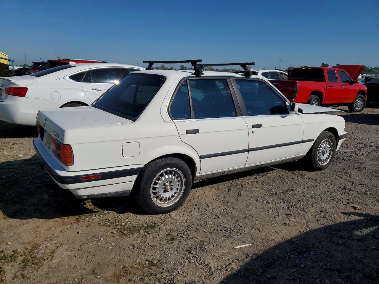 1991 BMW 318 I - Image 3