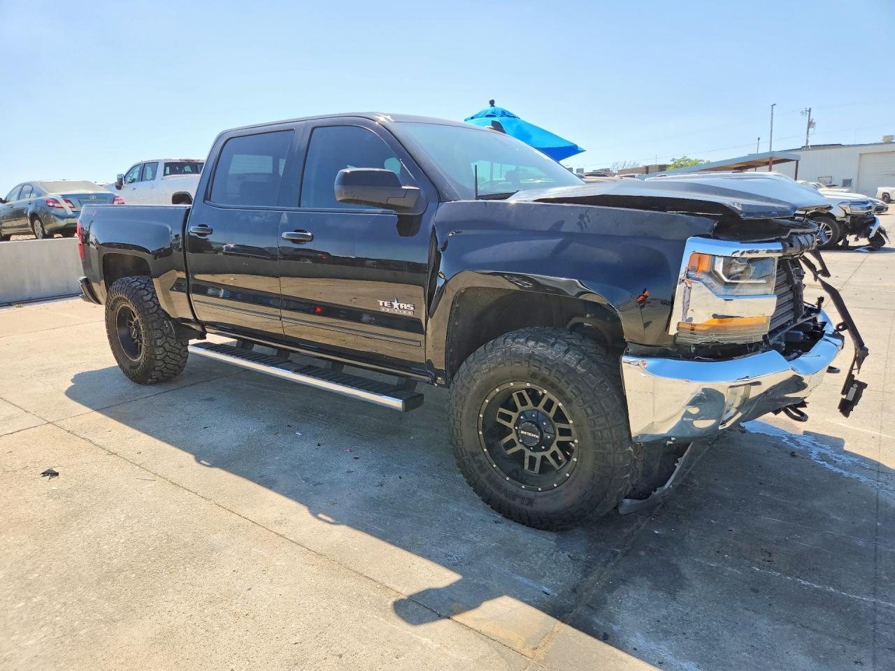 2018 Chevrolet Silverado K1500 Lt - Image 4