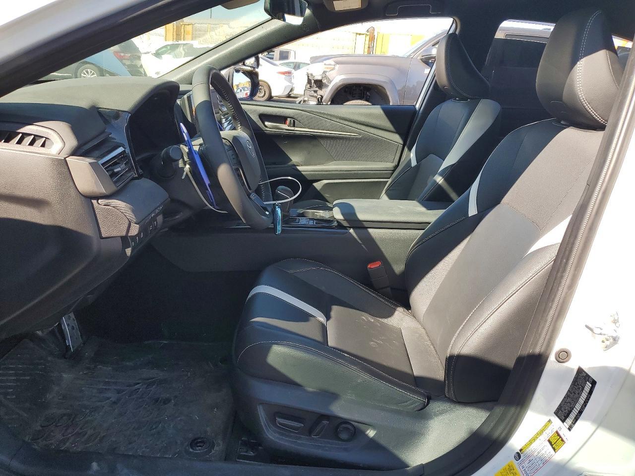 2025 Toyota Camry Se - Фото 7