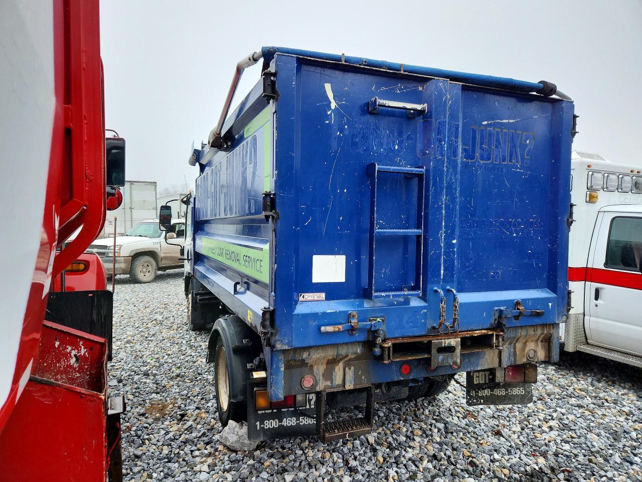 2016 Isuzu Npr Hd Refuse Truck - Фото 2