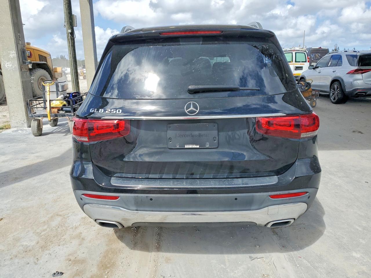 2021 Mercedes-Benz Glb 250 - Фото 6