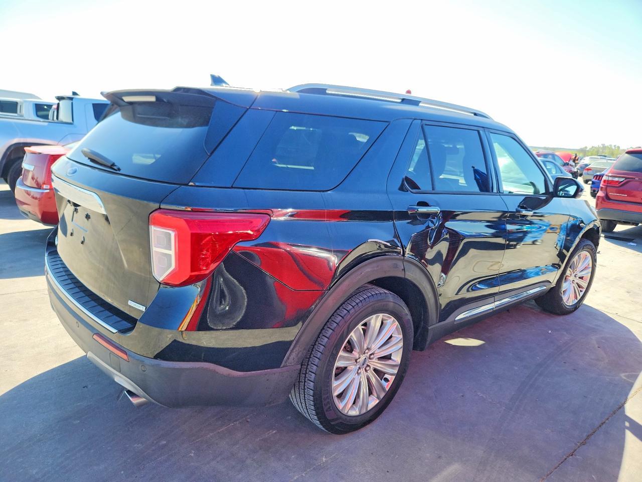 2020 Ford Explorer Limited - Фото 3