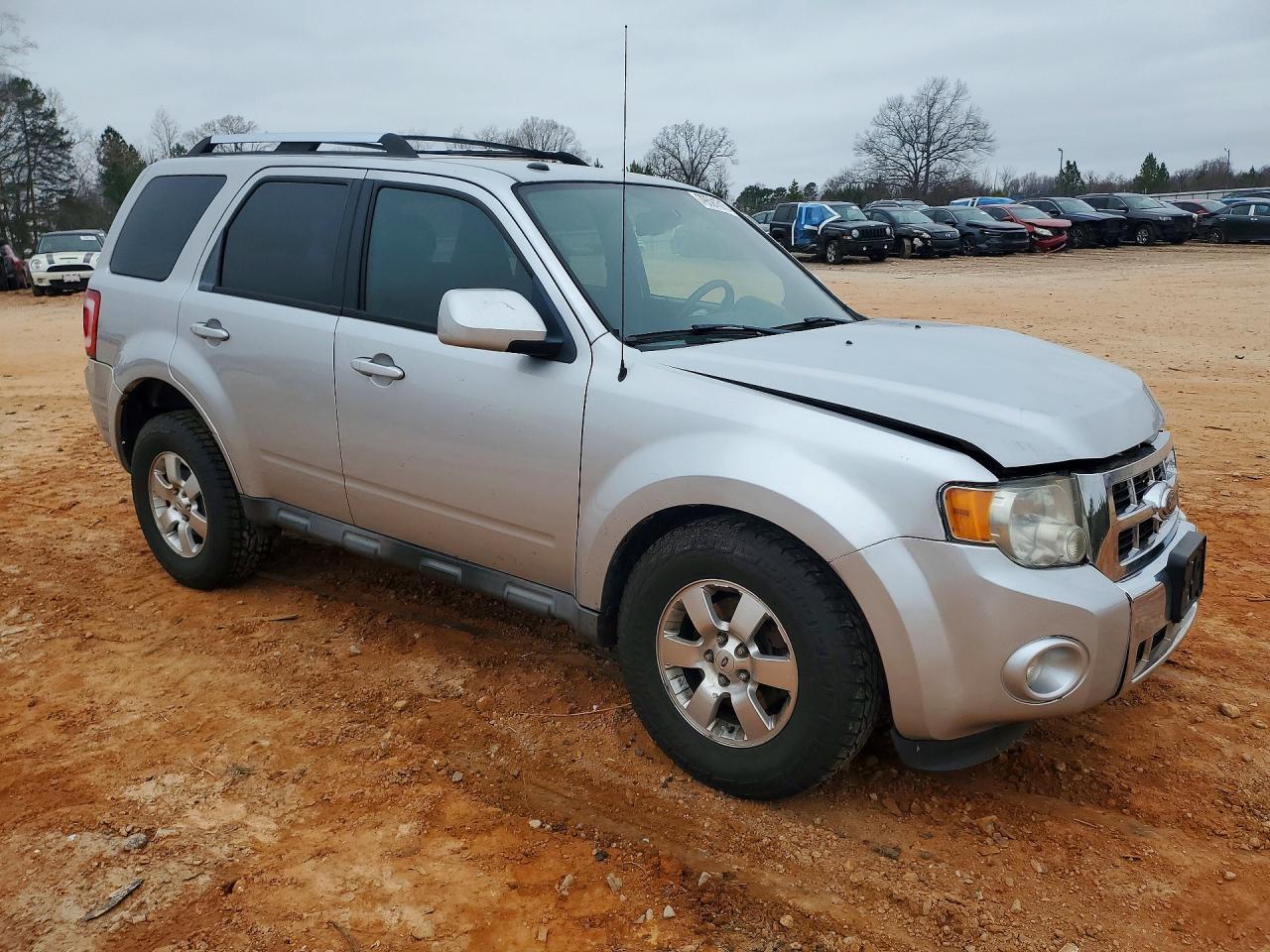 2011 Ford Escape Limited - Фото 4