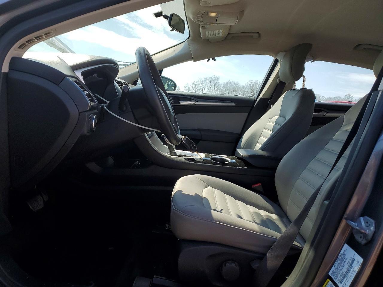 2014 Ford Fusion S - Image 7