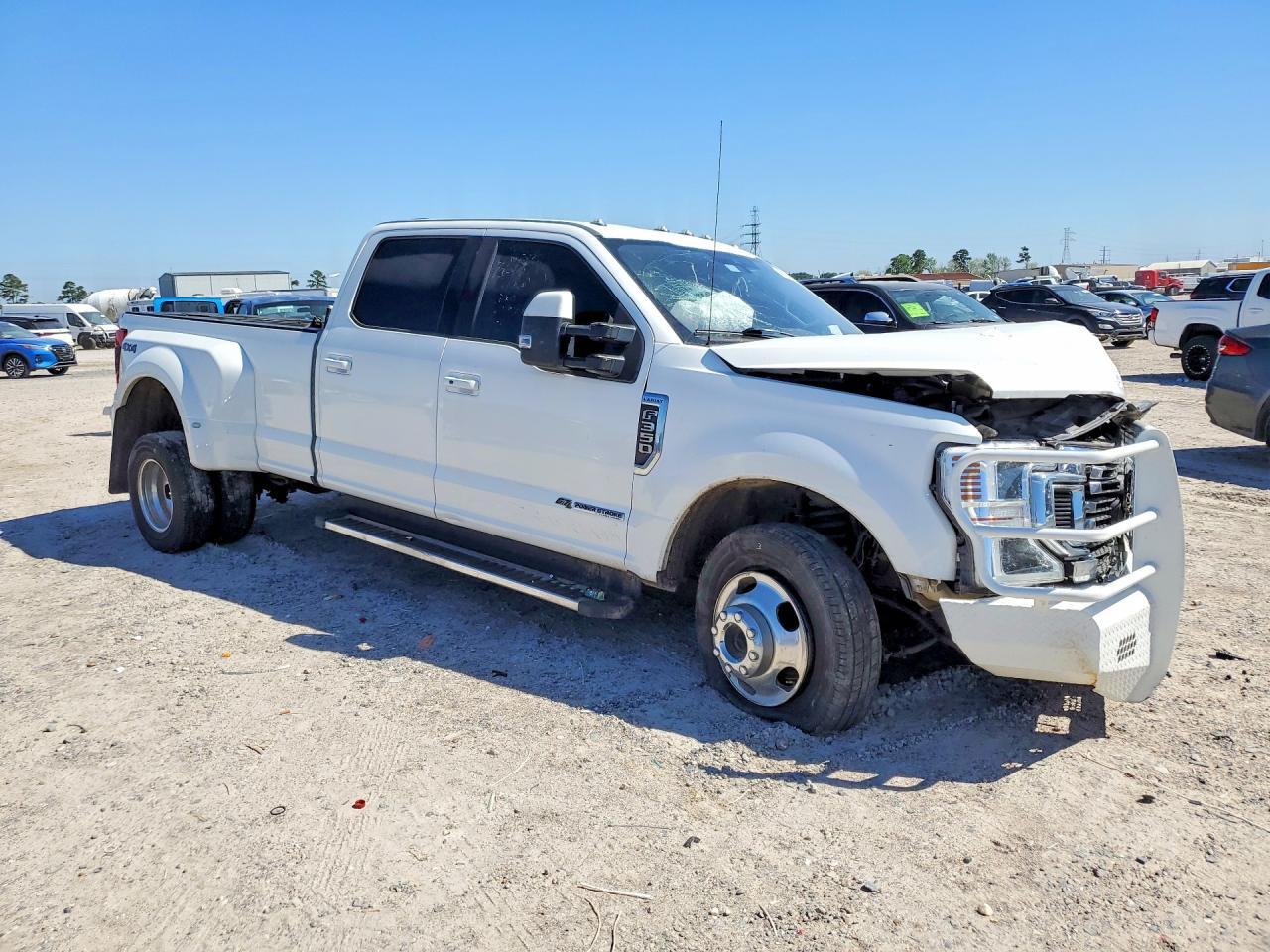 2021 Ford F350 Super Duty - Image 4