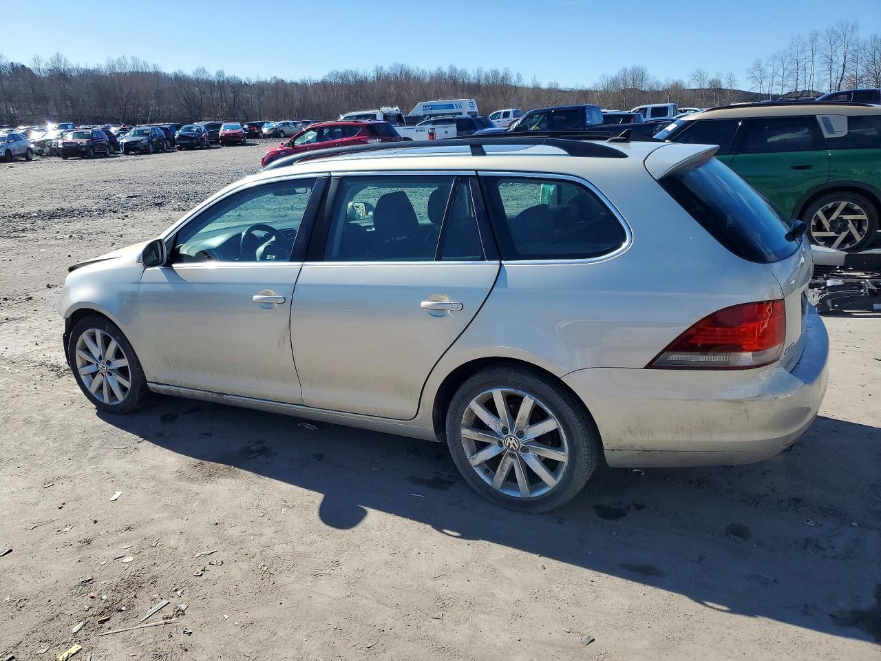 2012 Volkswagen Jetta Tdi - Image 2