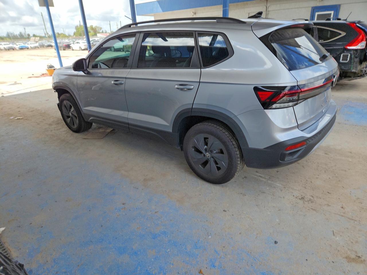 2025 Volkswagen Taos S - Image 2