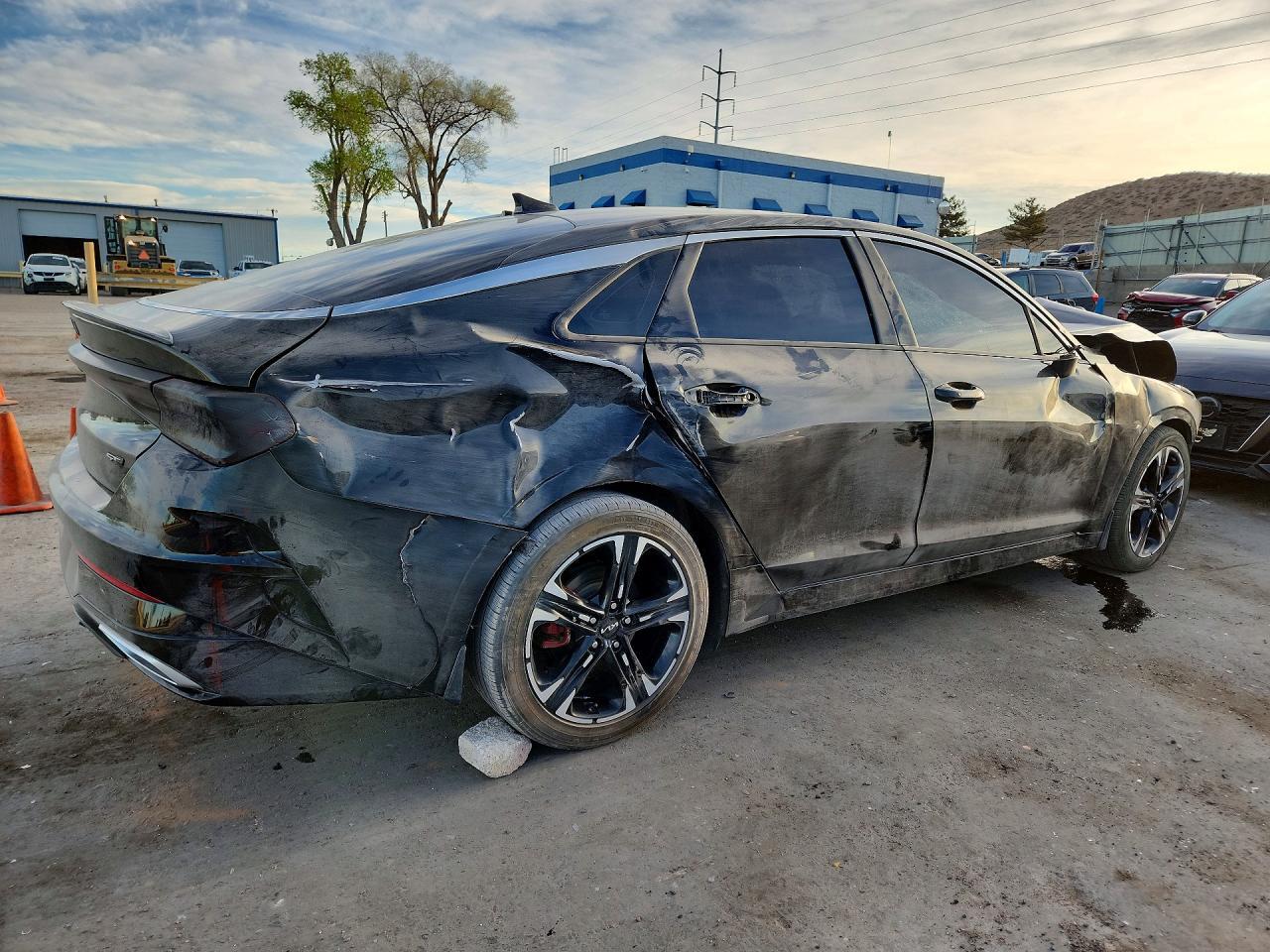 2022 Kia K5 Gt-Line - Image 3