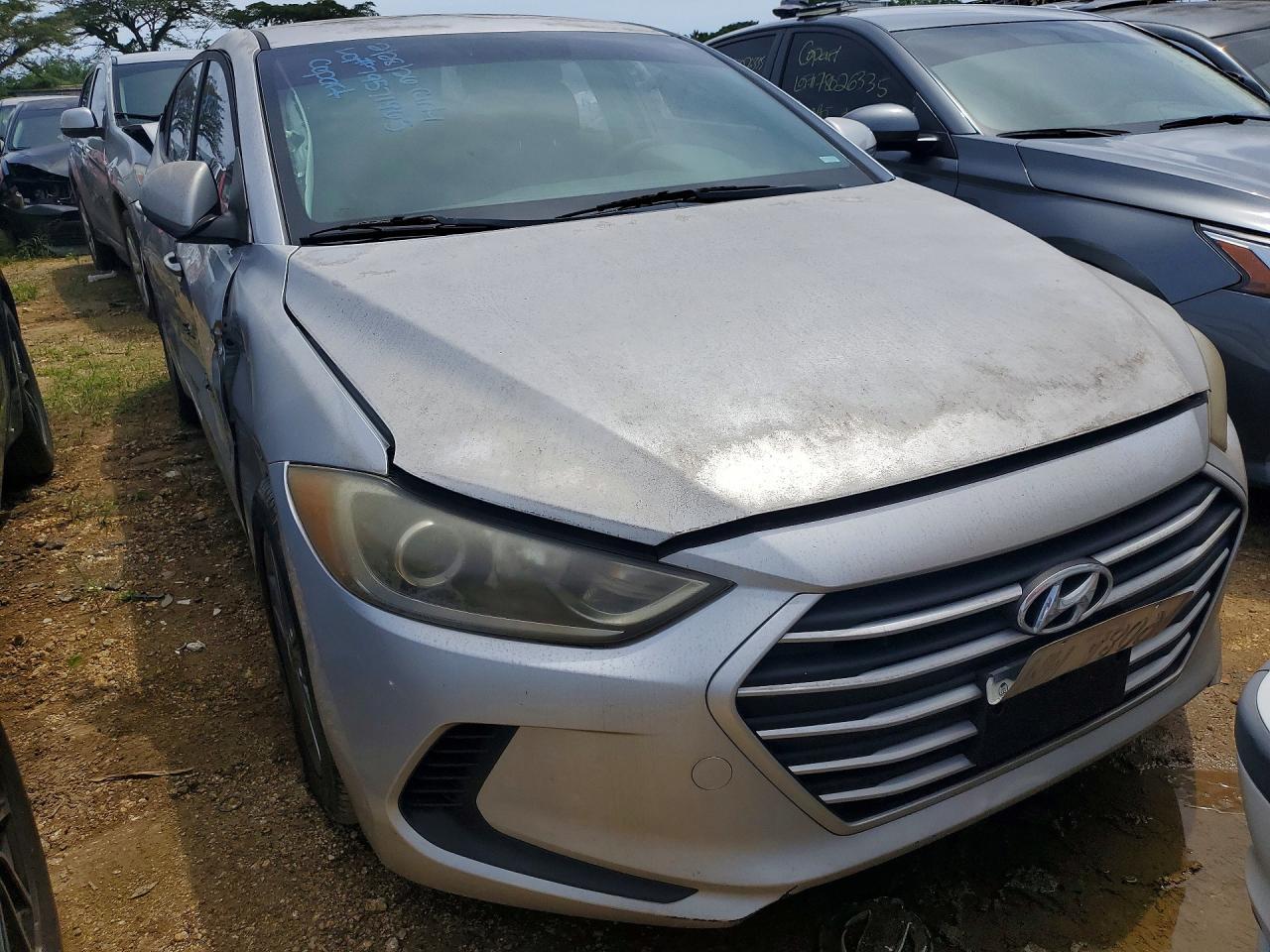 2018 Hyundai Elantra Se - Image 5
