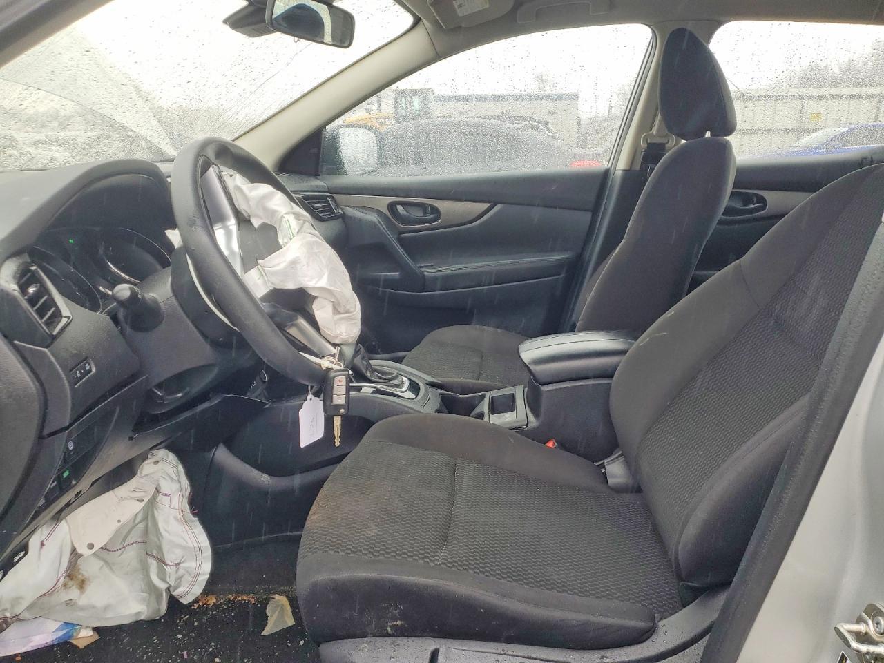 2021 Nissan Rogue - Image 7