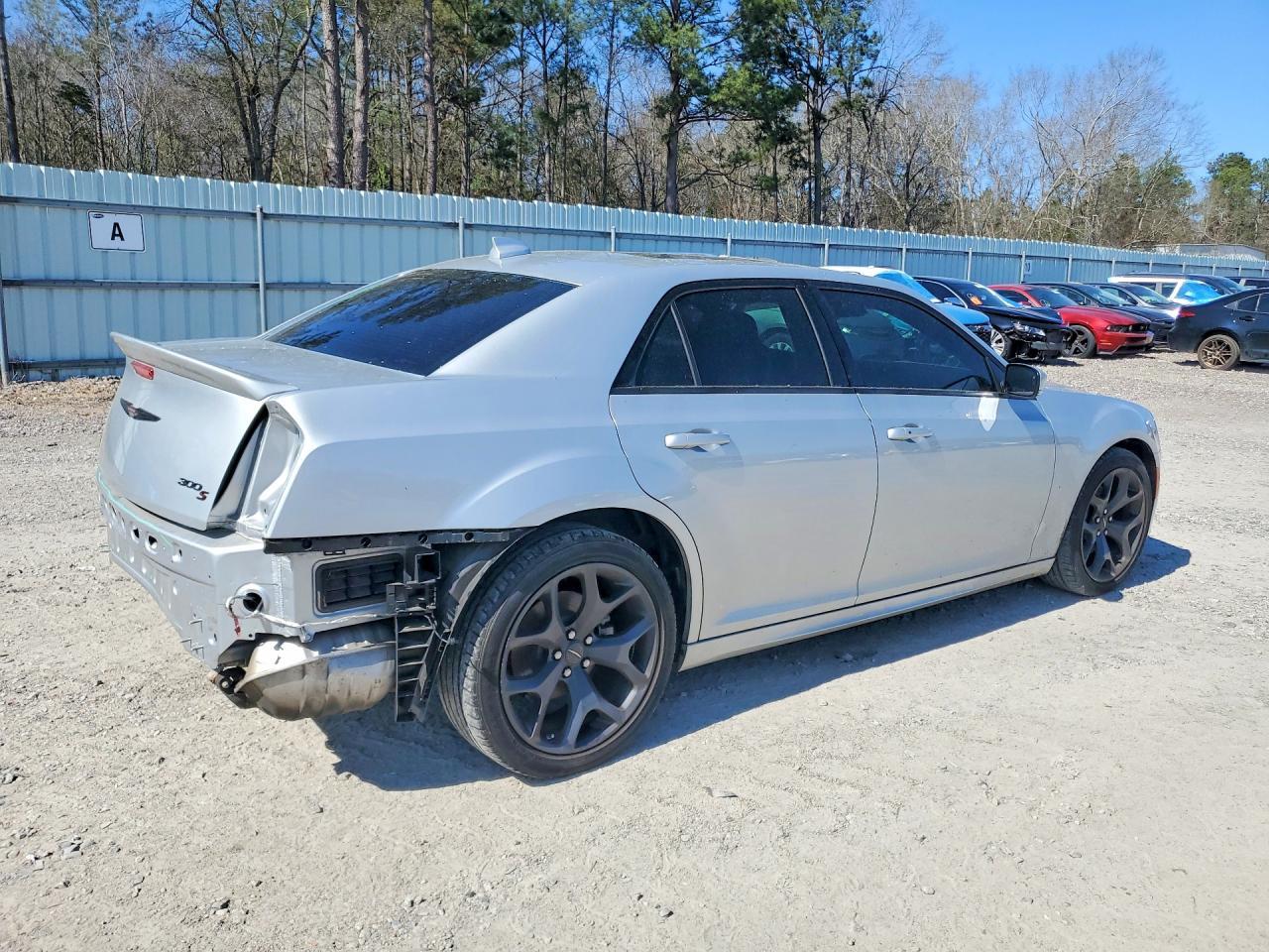 2023 Chrysler 300 S - Фото 3