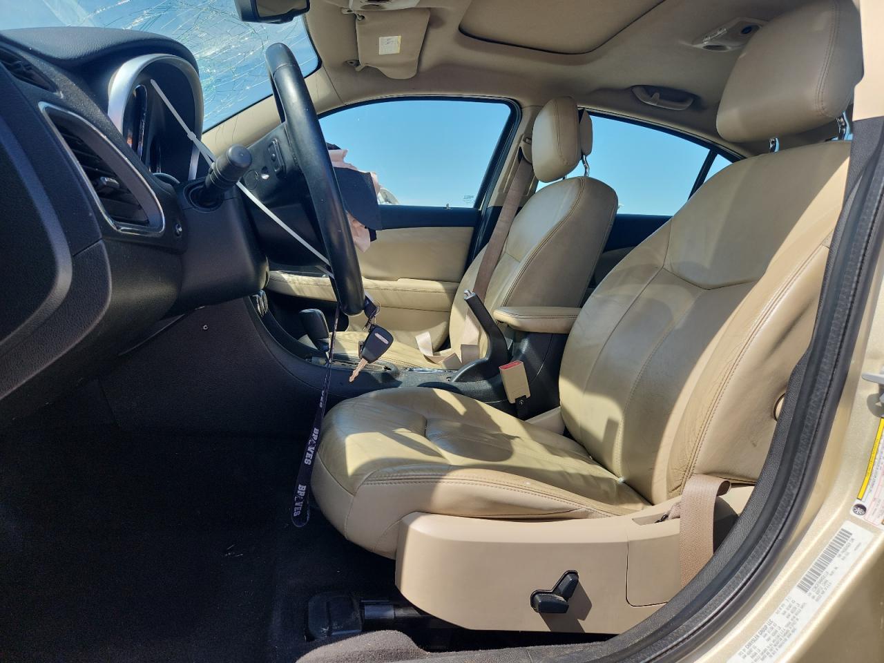 2011 Chrysler 200 Limited - Image 7