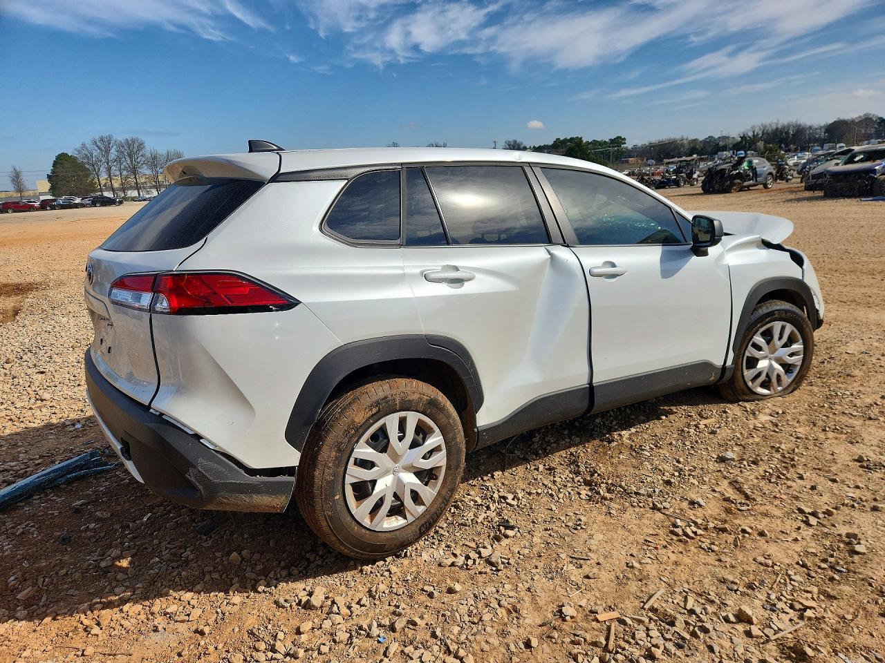 2025 Toyota Corolla Cross L - Image 3