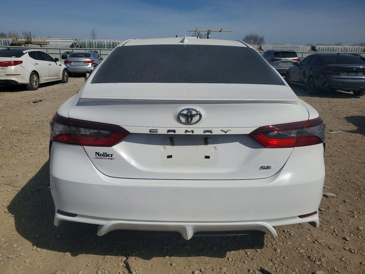 2024 Toyota Camry Se - Фото 6