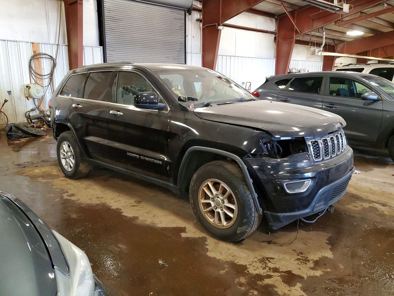 2019 Jeep Grand Cherokee Laredo - Image 4