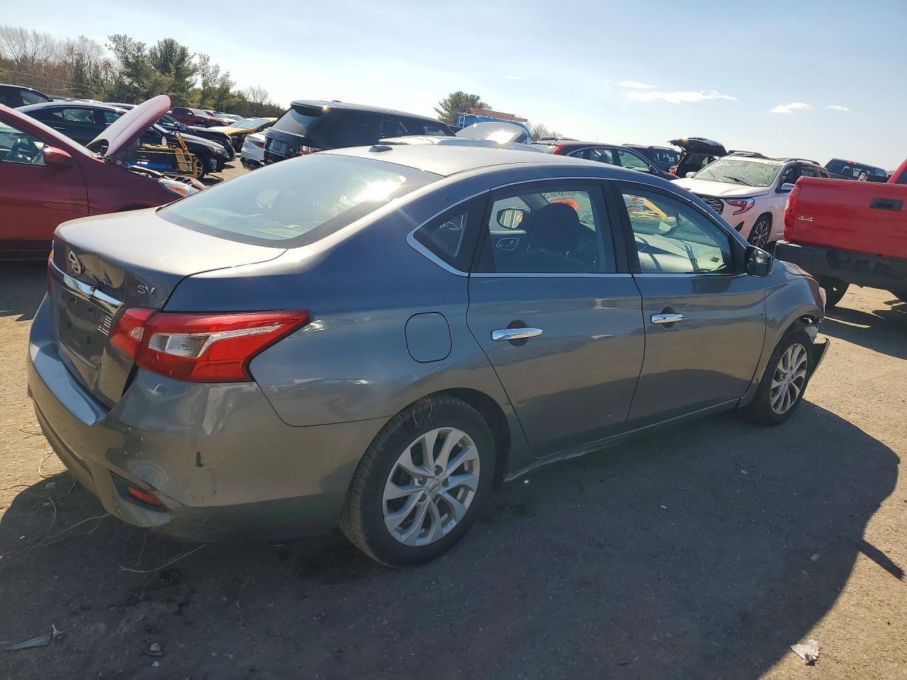 2019 Nissan Sentra S - Фото 3