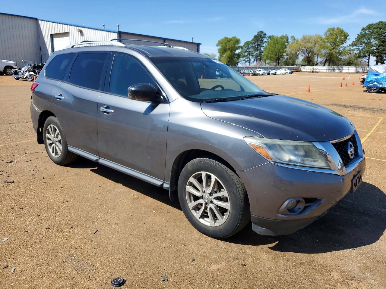 2015 Nissan Pathfinder S - Фото 4