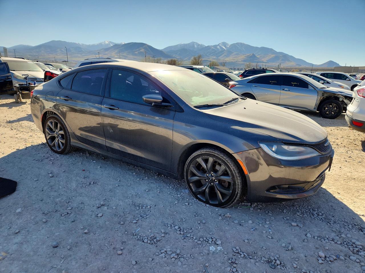 2015 Chrysler 200 S - Фото 4