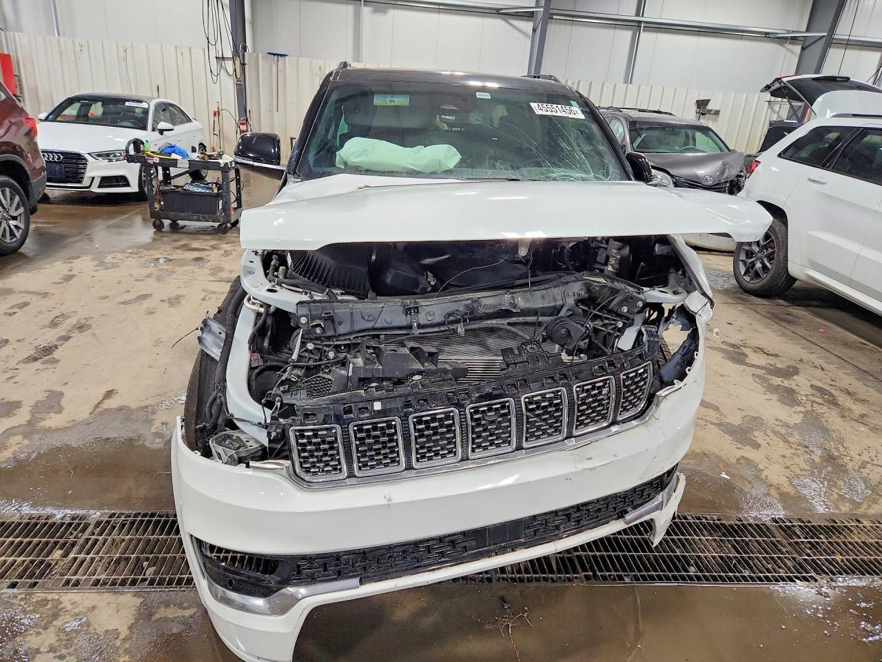 2023 Jeep Grand Wagoneer Series I - Фото 5