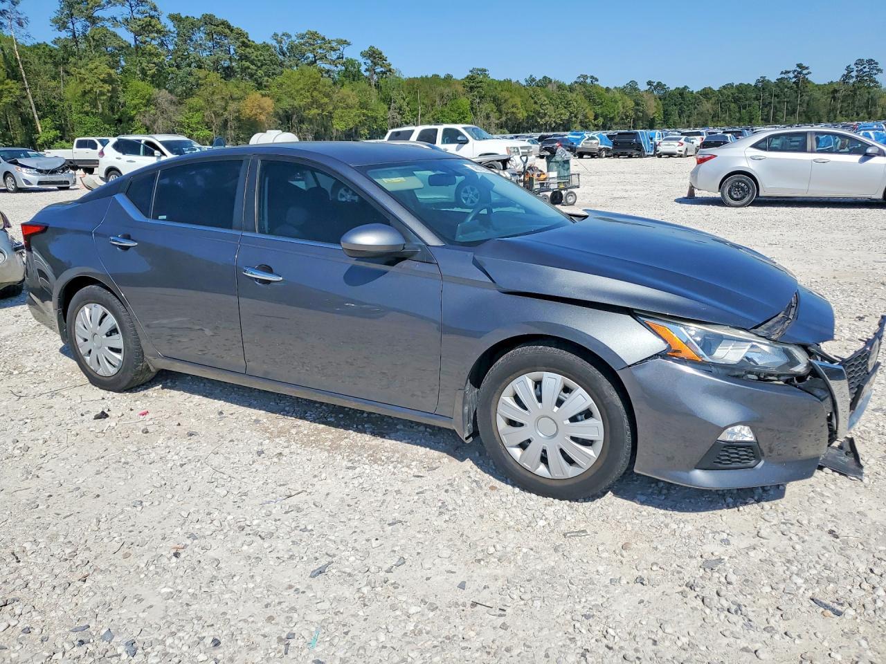 2019 Nissan Altima 2.5 S - Фото 4