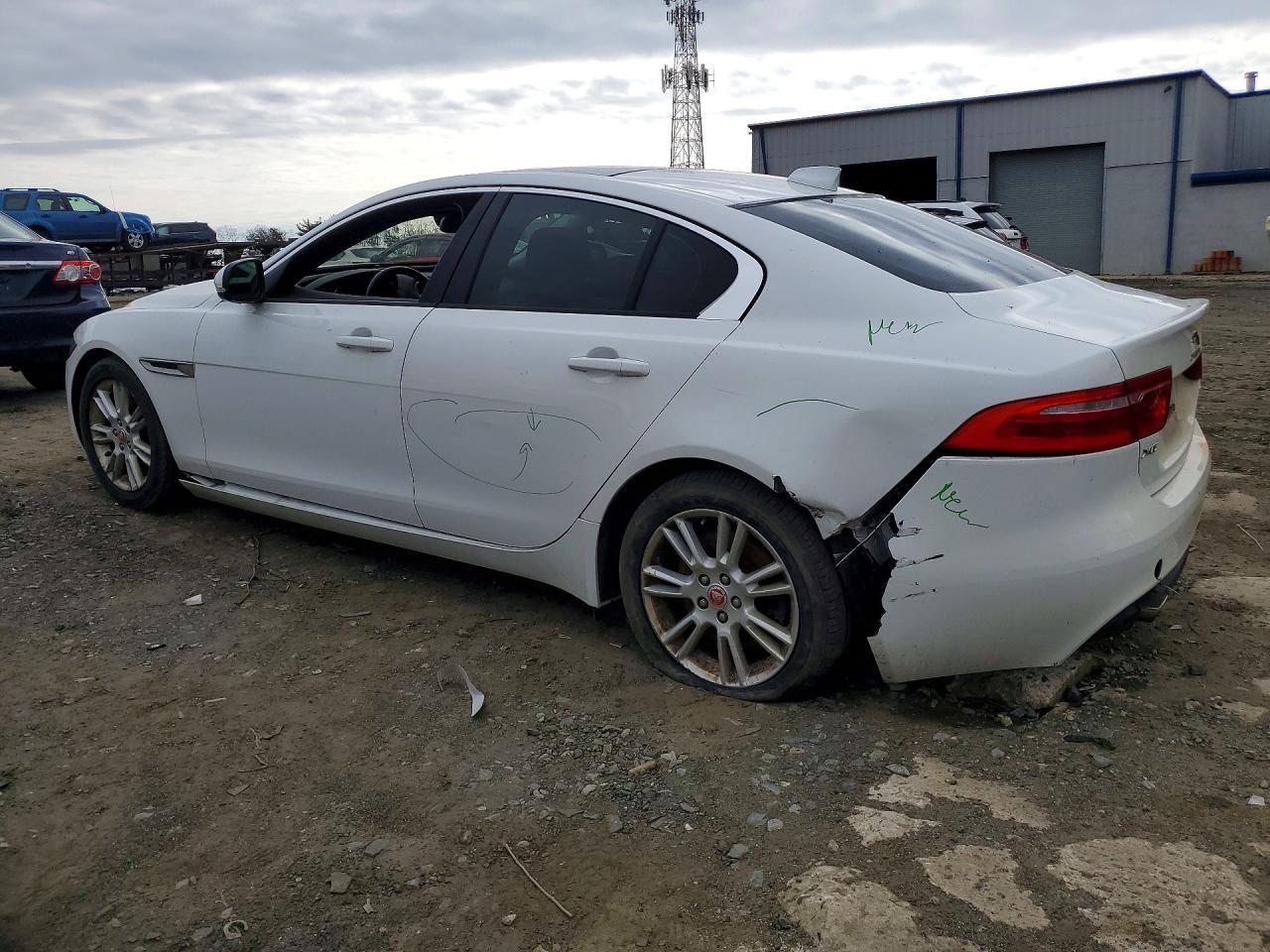 2017 Jaguar Xe Premium - Image 2